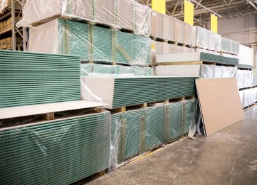 warehouse-of-building-materials-in-industiral-stor-2025-02-22-16-35-32-utc